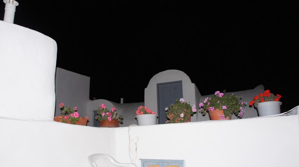 Marcos Rooms Oia Exterior foto